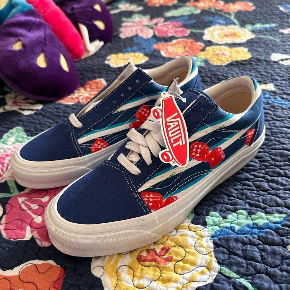 Vans OG Old Skool LX Shoes